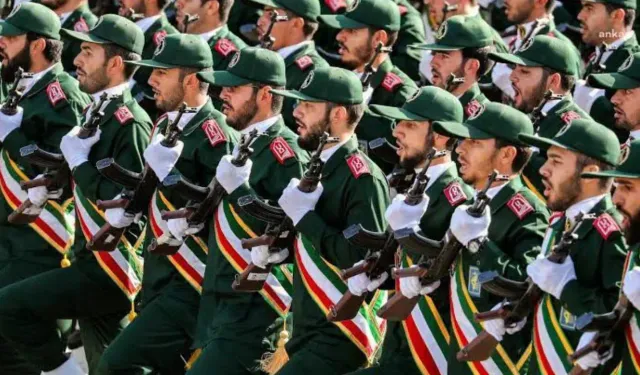 İran Devrim Muhafızları: Hürmüz Boğazı kapalı