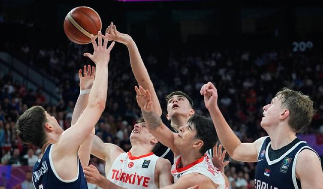U17 Milliler final kapısından döndü: Sırbistan engelini aşamadı