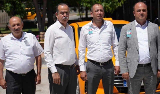 Ankara NATO Zirvesi'ne hazır: Taksiciler İngilizce öğrendi