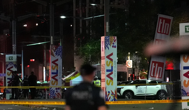 Toronto'da festival yakınında silahlar konuştu: Çok sayıda yaralı var