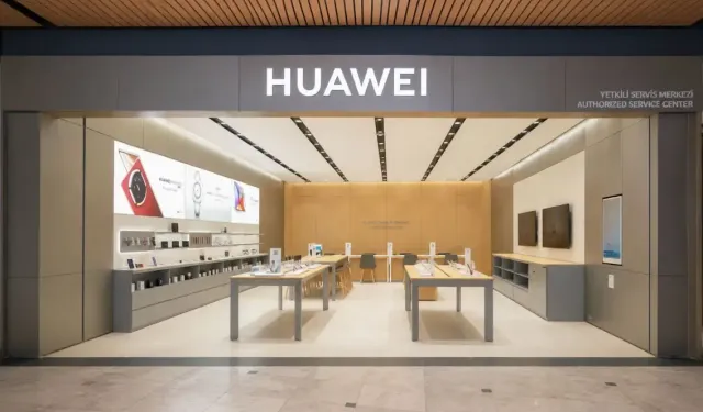 Huawei Türkiye'deki yeni deneyim mağazasını açtı