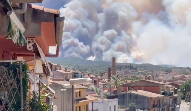 İspanya’da orman yangını alarmı: 50 bin kişi tahliye edildi