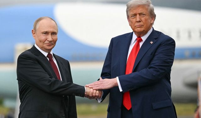Putin'den Trump'a 250. yıl tebriği: "Nazizme karşı birlikte savaştık"