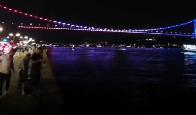 FSM Köprüsü ABD renklerine büründü: Sosyal medyada tepki yağdı