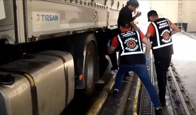 Arif Kocabıyık, Bulgaristan'a geçmeye çalışırken tır dorsesinde yakalandı
