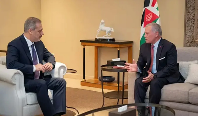 Bakan Fidan, Ürdün Kralı II. Abdullah ile Amman'da görüştü