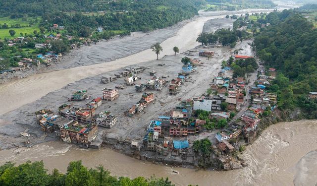 Çin'den Nepal'deki afet bölgesine acil yardım ve kurtarma desteği