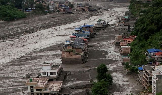 Nepal’de heyelan felaketi: 538 kişi öldü, 977 kişi kayıp! Çin’de kurtarma seferberliği