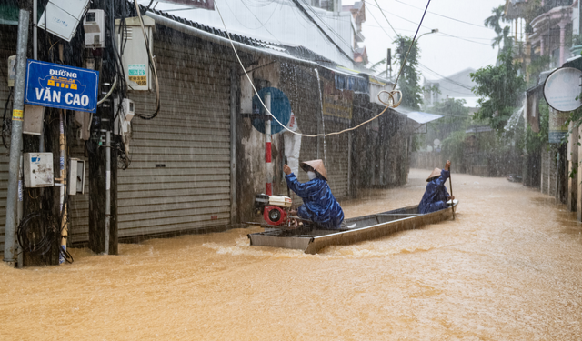 Vietnam'da sel: Acil durum ilan edildi