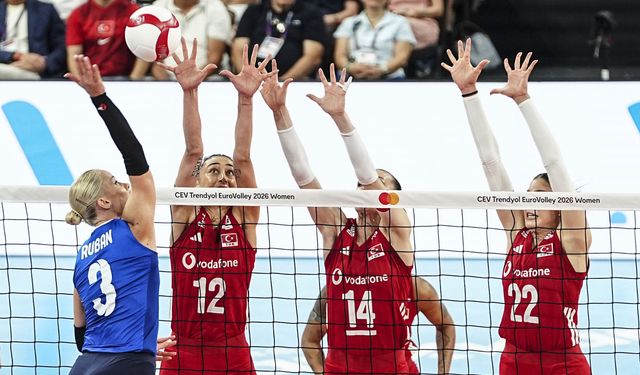 Filenin Sultanları Azerbaycan'a set vermeden çeyrek finale yükseldi