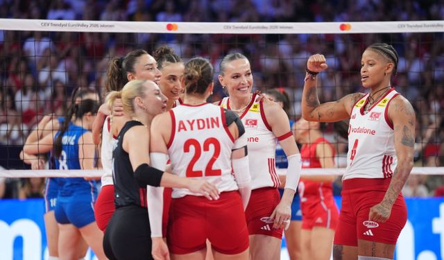 Filenin Sultanları Sırbistan’ı devirdi, finale yükseldi!