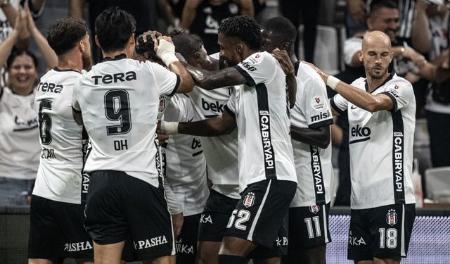 Beşiktaş Erzurumspor FK'yı 3-0'la geçti, liderlik koltuğuna oturdu!