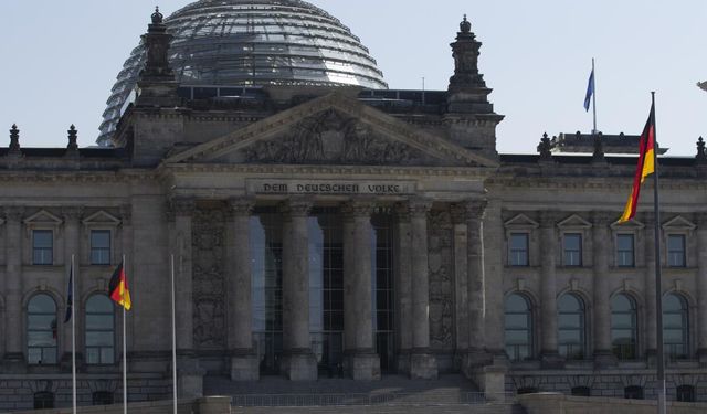 Berlin sandık başına gidiyor: Almanya siyasetinin geleceği oylanacak