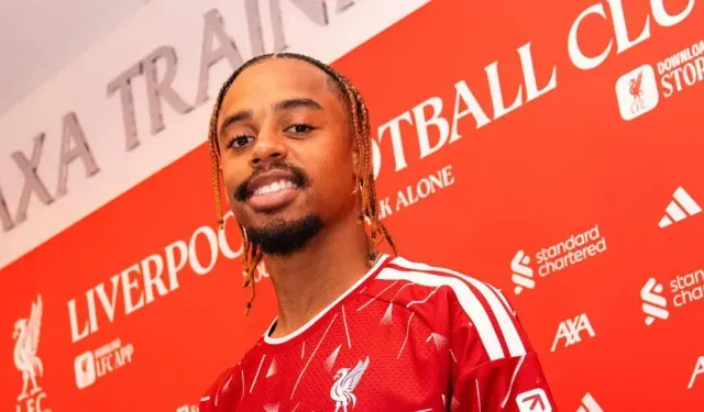 123 milyon sterlin'e dev transfer: Barcola Liverpool'da!