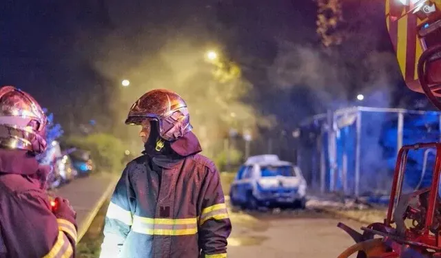 Fransa'da itfaiyeciler 6 haftalık grev başlattı