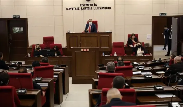 KKTC'de YDP hükümetten çekilme kararı aldı