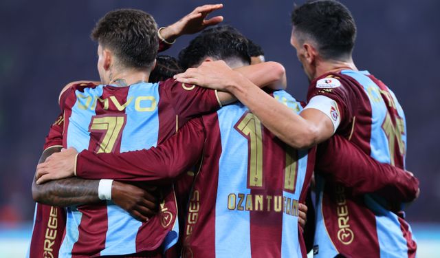 Derbide gülen Trabzonspor oldu: Bordo Mavililer Beşiktaş'ı 2-0 mağlup etti