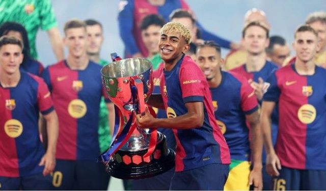 Real Madrid, Barcelona'nın kupalarını istiyor