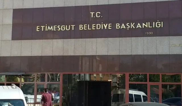 Etimesgut Belediyesi soruşturması: 7 kişi tutuklandı