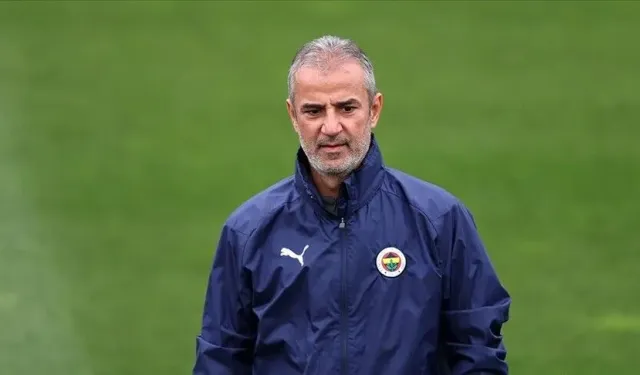 Fenerbahçe'de iki futbolcunun bileti kesiliyor!