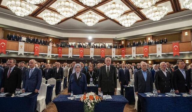 2028 seçimlerine hazırlık: Cumhurbaşkanı Erdoğan belediye başkanlarıyla kampa giriyor