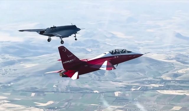 Hürjet ve ANKA III birlikte uçtu: Türk havacılık tarihinde yeni bir sayfa açıldı
