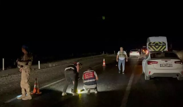Diyarbakır'da otomobile uzun namlulu silahlarla ateş açıldı: 6 yaralı
