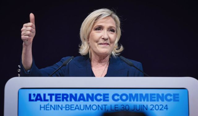 Fransa seçimlerinde ilk tur: Le Pen zirvede, Macron üçüncü sırada
