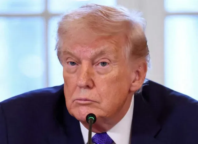 Trump, hukuku tanımadı: Yüzde 10'luk yeni gümrük vergisi geliyor!