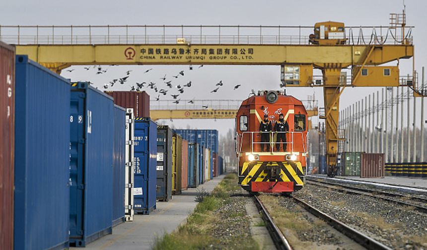 Çin-Avrupa kargo treni seferlerinin sayısı 8 bin 400'ü aştı
