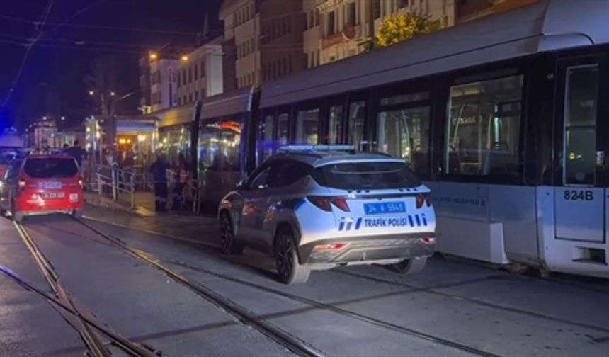 İstanbul'da facia: Tramvayın altında kalan kişi hayatını kaybetti