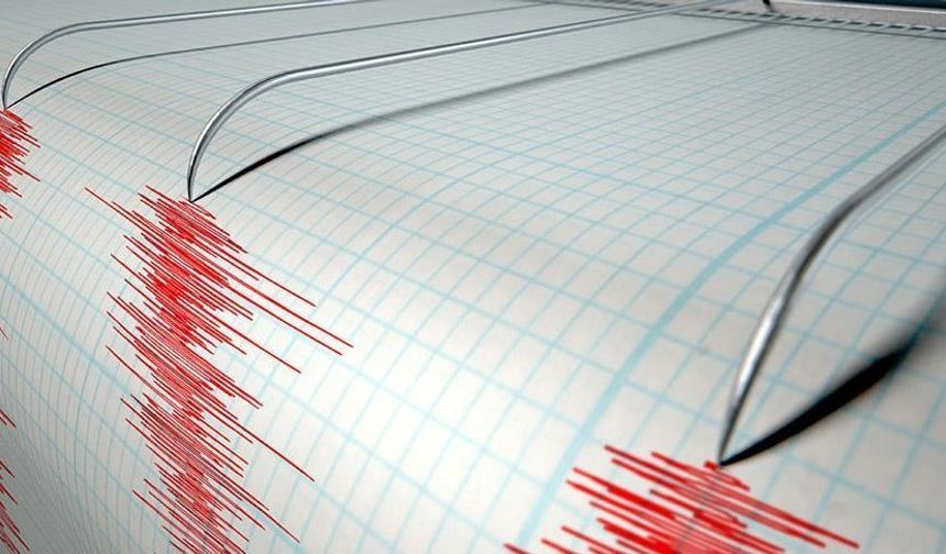 Şili'de 7.4 büyüklüğünde deprem