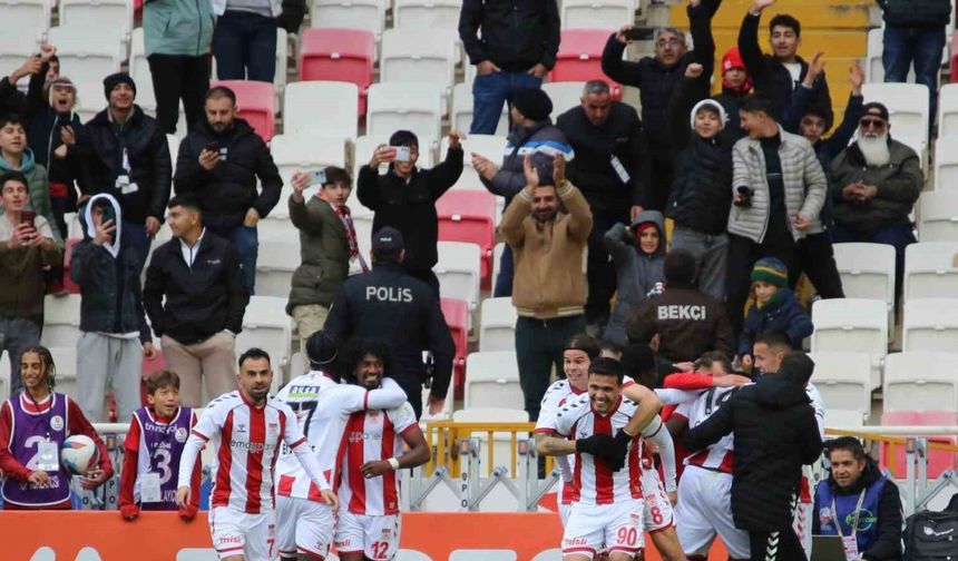 Sivasspor, Hatayspor'u mağlup etti