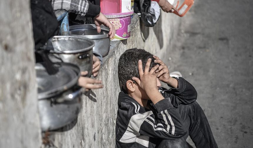 İsrail, Gazze'nin kuzeyinde Filistinlileri göçe zorlayarak "etnik temizlik" uyguluyor