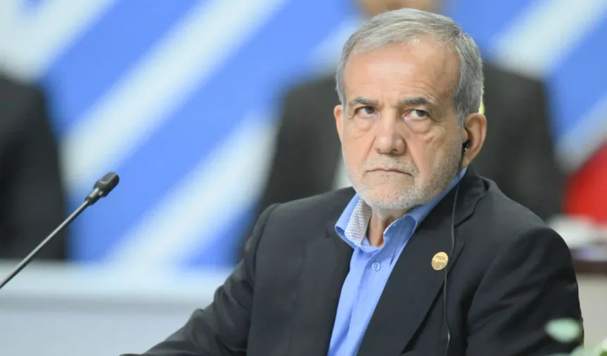 İran Meclisi, Rusya ile kapsamlı stratejik ortaklık anlaşmasını onayladı