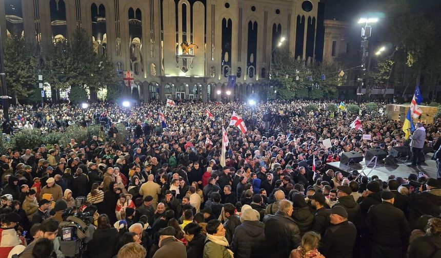 Gürcistan'da seçim sonuçlarına yönelik protestolar sürüyor