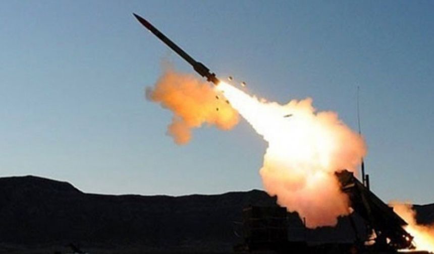 İsrail, Yemen'den atılan bir füzenin "büyük olasılıkla başarıyla engellendiğini" duyurdu