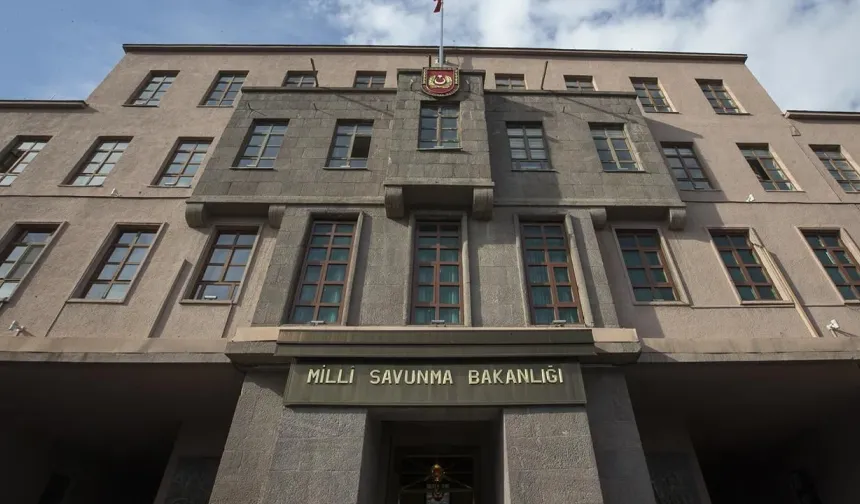 MSB'den İran'ın ABD üslerine saldırısına ilişkin açıklama: Bölgede konuşlu birliklerimizde...