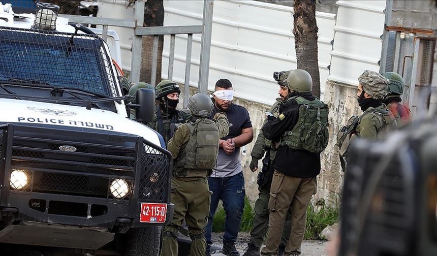 İsrail düzenlediği baskınlarda 9 Filistinliyi gözaltına aldı