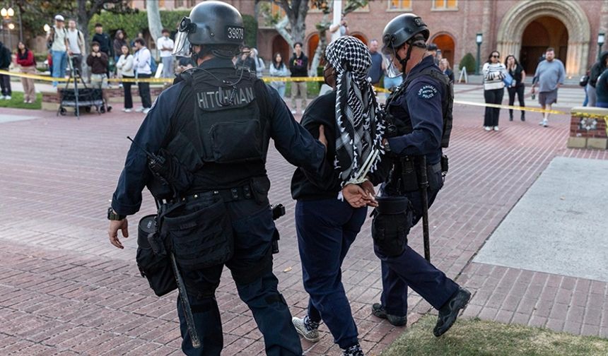 ABD'de Filistin destekçisi öğrencilere yönelik gözaltılar sürüyor