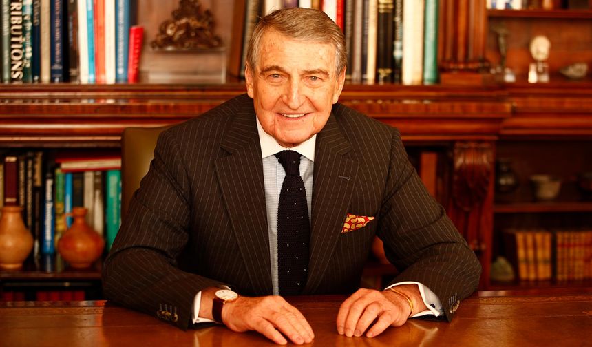 9 - Mustafa Rahmi Koç

