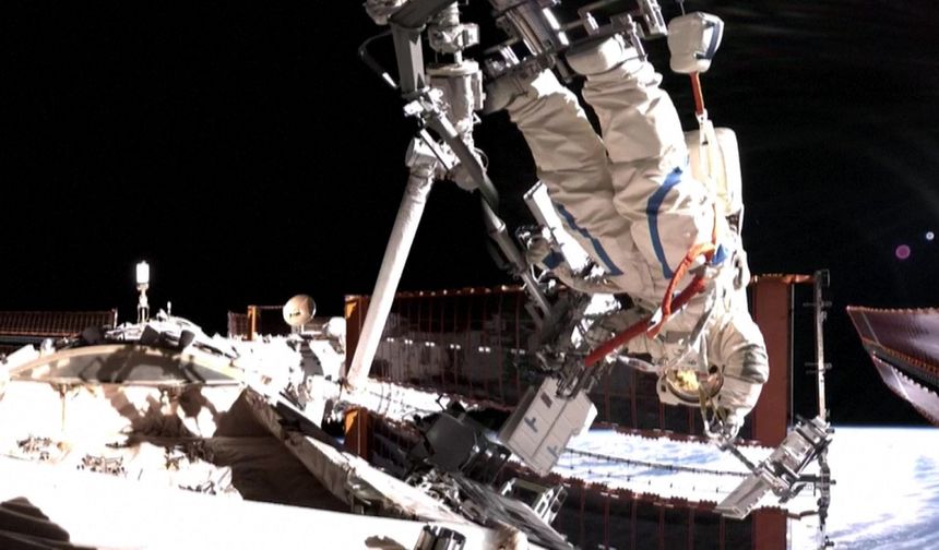 Shenzhou-20 mürettebatı ilk uzay yürüyüşünü başarıyla tamamladı