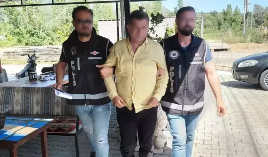 Borsada manipülasyon soruşturmasının 6 şüphelisi yurtdışına kaçmaya çalışırken yakalandı