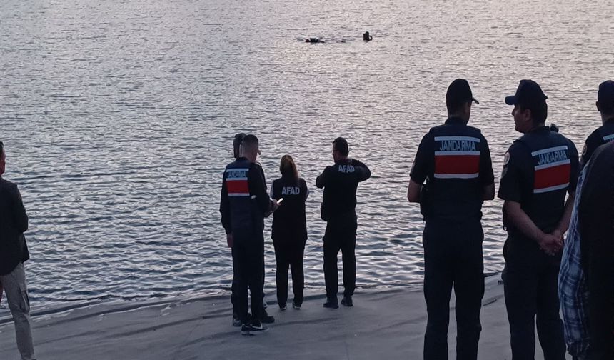 Gölete giren 13 yaşındaki çocuk, kayboldu