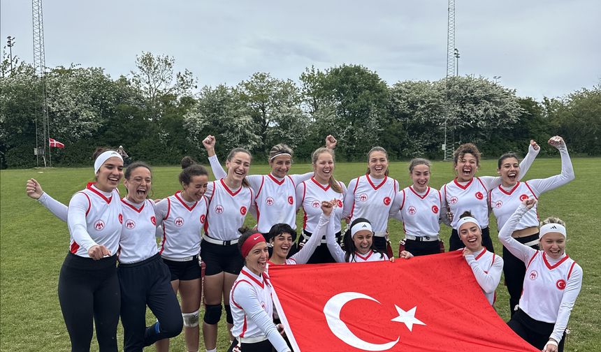 Flag Futbol Kadın Milli Takımı illk turnuvasında şampiyon!
