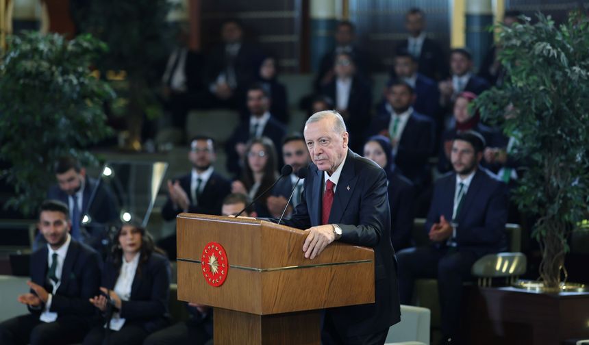Cumhurbaşkanı Erdoğan: Terörsüz Türkiye kavşağını geçip Türkiye Yüzyılı’na hızla ulaşacağız