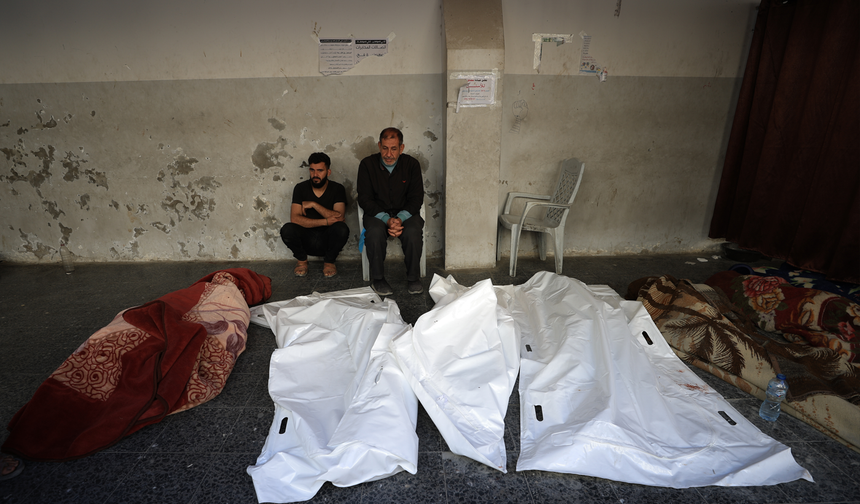 Gazze'ye düzenlenen saldırılarda 21 Filistinli öldü