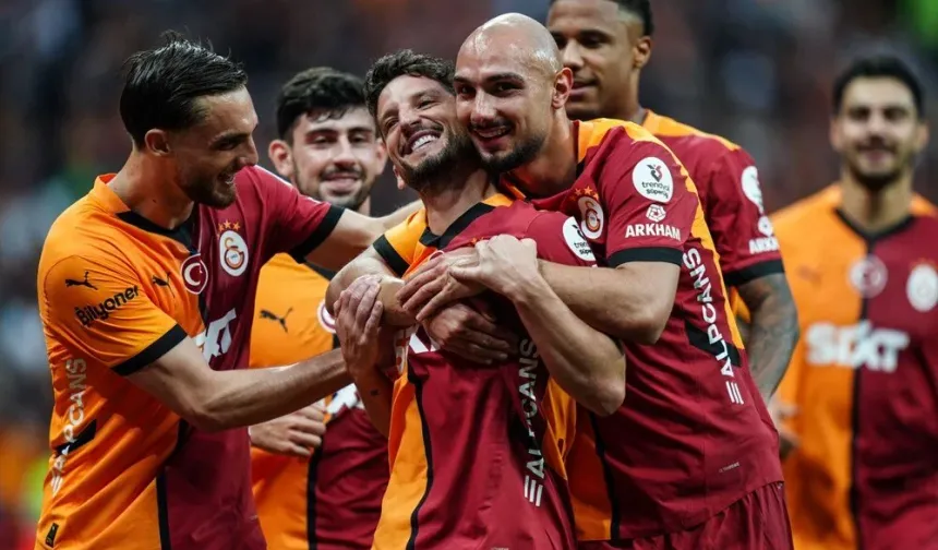 Galatasaray, Başakşehir'i 2-0 mağlup etti
