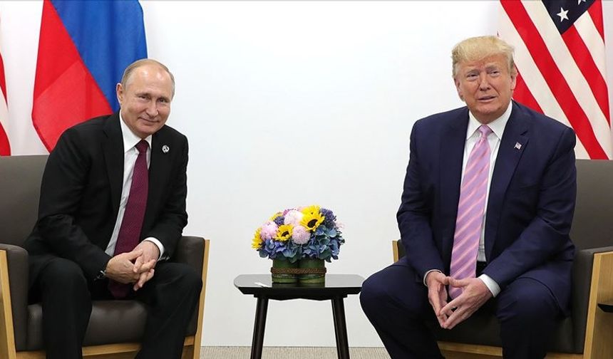 Kremlin: Putin, Trump'ı Kiev'in Zafer Günü eylemleri hakkında bilgilendirdi