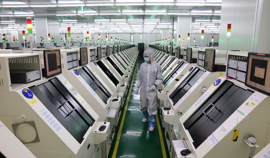 Çin’de yılın ilk dört ayında elektronik bilgi üretim endüstrisi büyüdü
